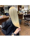 ブロンドヘアー