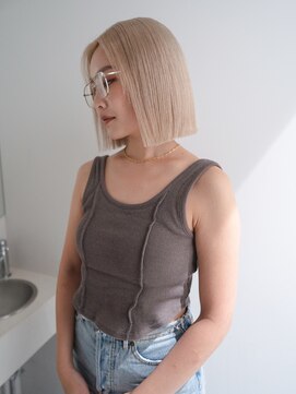 キオクエコ(KIOX eko) ハイトーンボブ/エフェクトブリーチ/リタッチ/髪質改善