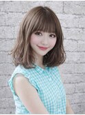 韓国風レイヤー/外ハネくびれ/ミディアムレイヤー/ぱっつん前髪