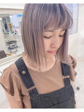 ベニス(VENICE) ベージュ×外ハネ