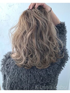 アービング(a'bing) 外国人風カラー グラデーション&ハイライトMIXアッシュベージュ