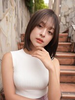 ミディアムレイヤーカットボブウルフ/10代20代/インナーカラー