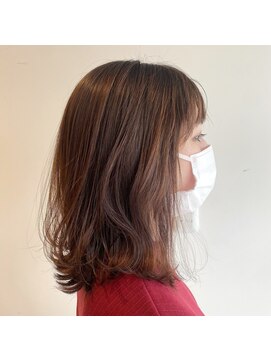 美容室 アイディー i-dee 低めレイヤーミディアム
