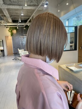 マッシュ グランバーズ 布施(MASHU GRANDVASE) パツッとボブ