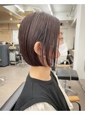前髪なしのナチュラルボブ！レッドブラウンカラー