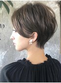 大人ショート/ひし形シルエット/前髪長め/耳掛け/30代・40代