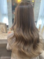 ラビス 浦和(Lovis)&nbsp;魅力倍増カール/シアーカラー/ダークアッシュ/姫カット