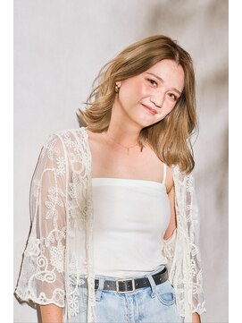 ザセカンドバイジャスミン(THE 2ND by JASMINE) ハイトーンカラーミルクティーベージュ切りっぱなしボブ