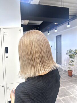 ペレ 栄店(PELE) デザインカラー/レイヤーカット/ウェットヘア/オリーブベージュ