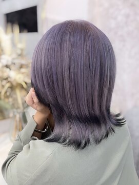 ラビス(Lovis) 黒髪カタログ/ボブルフ/ネビージュ/小顔に見せるヘア/ワンレン