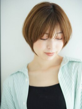 ナチュラル ピュール(Natural pur)の写真/【1日2名限定貸切salon】歴26年の実力派stylistが創り上げる骨格に合わせた至高の小顔魅せショートカット◎