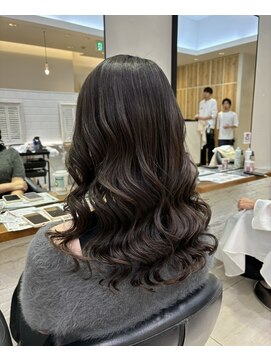 アメリ バイ アピッシュ(Amelie by apish) 韓国風パーマ　上から王道　新デジタルパーマ