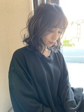 【個性が際立つ顔周りのデザイン】お客様の髪質や骨格に合わせたレイヤーカットが人気＊[レイヤーカット]