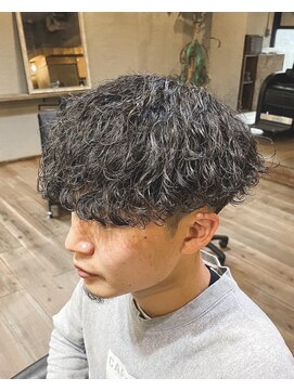 シリー 浦添店(SILLY) 沖縄メンズ波巻きパーマ