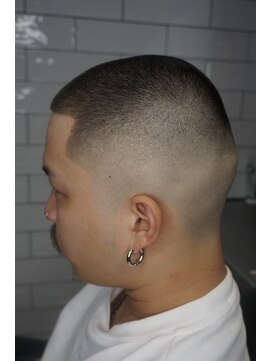 タフ バーバーショップ(TOUGH BARBER SHOP) 6mm High fade style