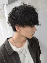 ネハス ナガオカ(nehus.nagaoka)&nbsp;パーマ/サーフカール/スパイキーショート/ブルーブラック