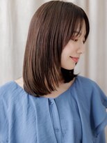 カバーヘア ブリス 大宮西口(COVER HAIR bliss)&nbsp;センターパート前下がり顔周りレイヤースタイルY大宮30代40代