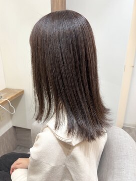 シア 新越谷店(SHEER) 透明感アッシュブラウン×ミディアムスタイル