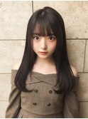 黒髪暗髪ぱっつん前髪小顔顔まわりカットストレート