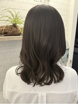 トーン 上大岡(tone.) 【岩木菜々】透明感オリーブカラー♪