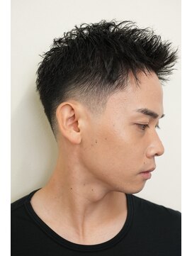 グロウ 博多店(growth) フェードショート