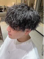 インアンドヤング 栄(in&yang) 縦落ちツイストスパイラルパーマ アッシュブラック
