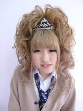 ラチャウ(La.Ciau) ティアラ盛り☆1