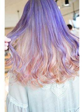 ザ オーダー(THE ORDER) パープルのベースにインナーに薄いユニコーンを入れたカラー