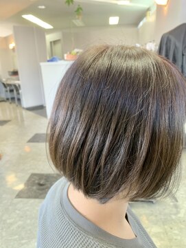 ヘアーフォーカス ツヤ髪ボブ