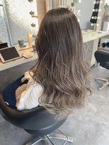 スパークスヘア(Sparks hair)&nbsp;シークレットハイライトで色落ちも楽しんじゃいなよ？