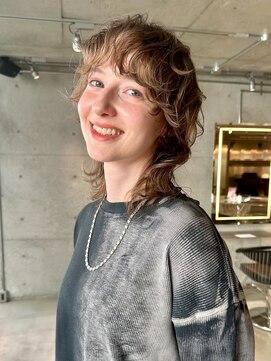 スクリーンギンザメゾン 銀座(SCREEN GINZA MAISON.) クラゲヘアー/小顔に見せるヘア/ココアベージュ/銀座