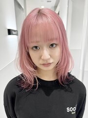 ピンク×裾カラー