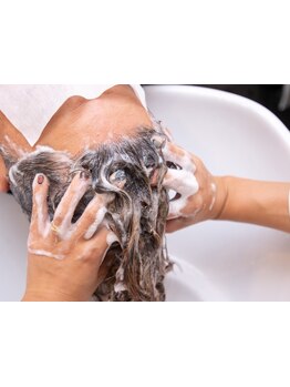 癒されたい方必見！バリ仕込みのクリームバスヘッドスパで心も身体も緩む癒しのひとときを…♪