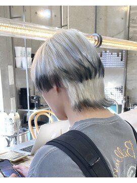 ヲタク(wotaku.) ホワイトカラーメンズハイトーン裾カラーウルフカット