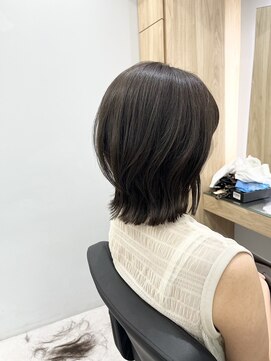 クシュ 本川越店(kusyu...) イメチェンホワイトブロンド外ハネボブ美髪ワイドバング韓国黒髪