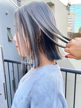 ジーナ(XENA) ケアカラー×ハイトーン×シルバー(渋谷)