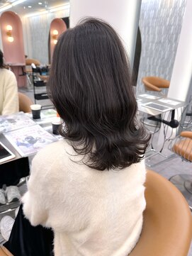 ロンド ブランシュ 錦糸町北口(Lond blanche) ★ 似合わせカット韓国 メルティカラーフェミニンロング