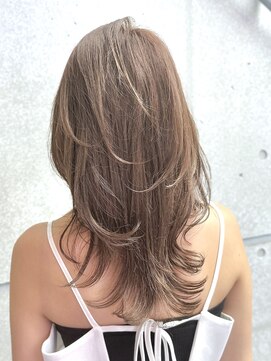 ロビー 表参道(ROBBY) ミディアムレイヤーカット/30代40代50代/顔周りカットくびれヘア