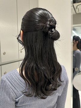 アールプラス 新宿(ar+) 【新宿駅/新宿三丁目/ヘアセット/ar +/アールプラスヘアサロン】