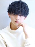 ブルーブラックスパイラルパーマ 刈り上げマッシュツーブロック