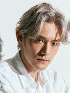 ビフィーノ リルネ フォー メン(Bifino Rilune for men) MEN’S/リバースセンターパート/ニュアンスパーマ/川西池田