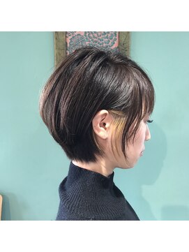 ルーツ(ROOTS hair design) 【ROOTS水戸】インナーカラーショート