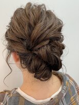 アントミ(...and tomi)&nbsp;ナチュラルシニヨンスタイル