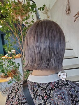 ノア(noa.) #ハイトーングレージュ♪