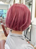 ミーティア バイ クアトロ(Meteor By QUATRO)&nbsp;チェリーピンク×まるみボブ