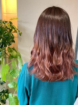 ネオンズ 南郷18丁目店(NEON´S) 【札幌白石　デザインカラー（ダブルカラー）ｔ】