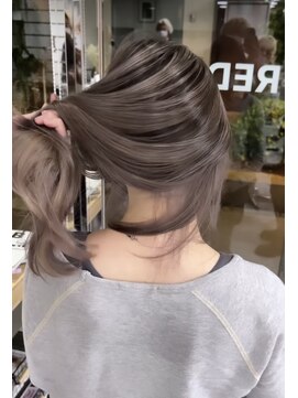 レディアル 大宮(REDEAL ope.) バレイヤージュ/デザインカラー/ワンホンヘア