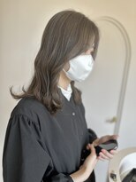 クム(QUMU)&nbsp;グレージュカラー