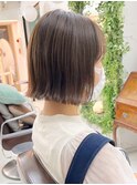 外ハネボブ/切りっぱなしボブ/ミニボブ/ボブ/グレージュ