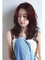 スリーヌーン(THREE noon)&nbsp;チェリーレッドメニュアンスパーマ